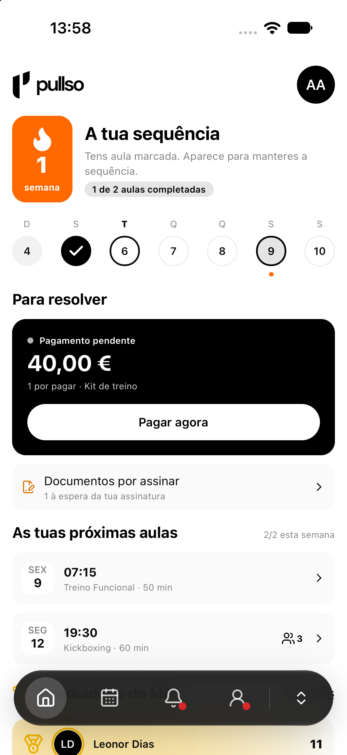 Ecrã inicial da app Pullso com a sequência semanal e as próximas aulas