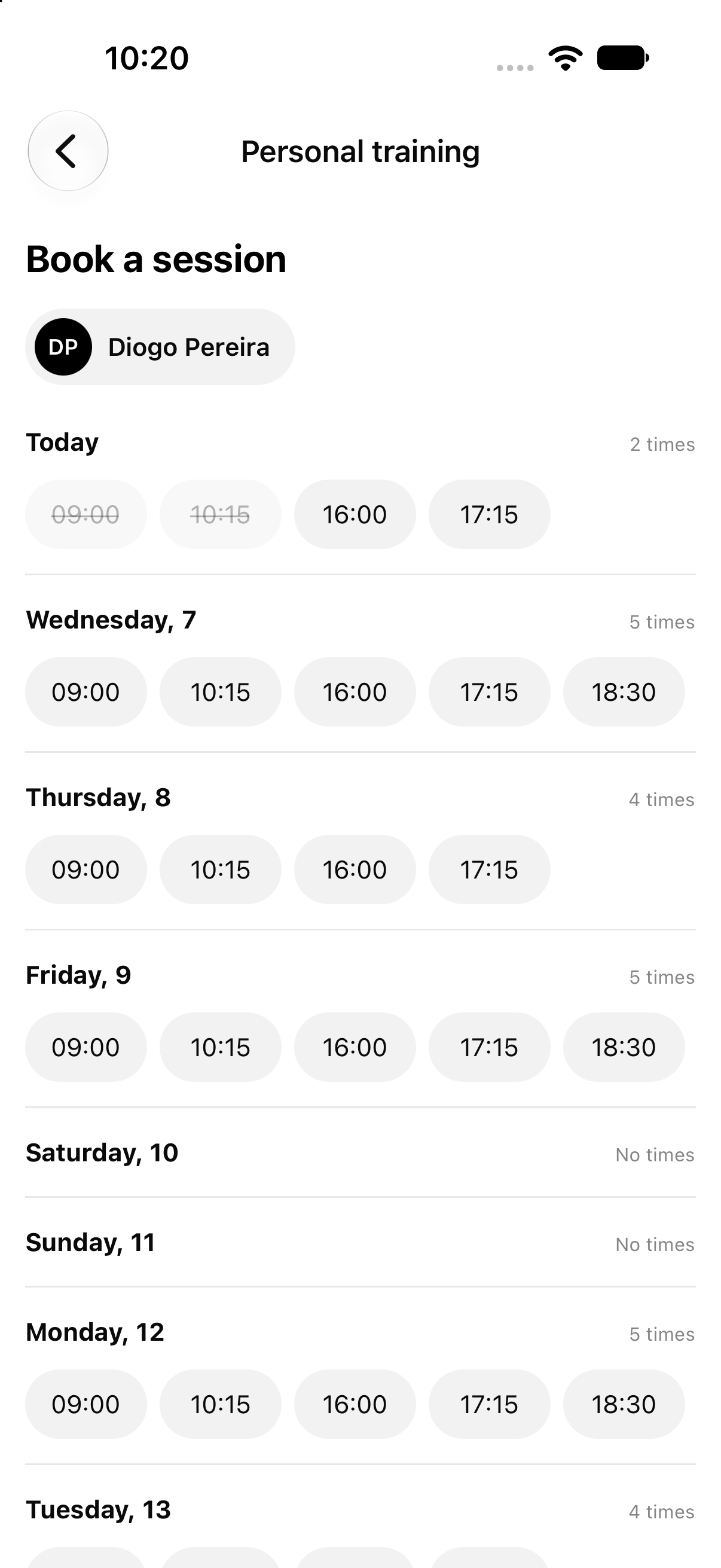 Booking a personal training session in the trainer's free slots